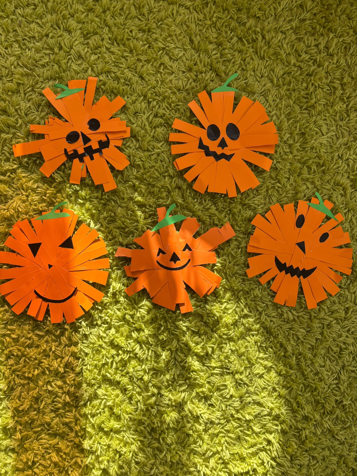Herbstliche Kreativaktion in der MuKi Osdorf - Bild 1